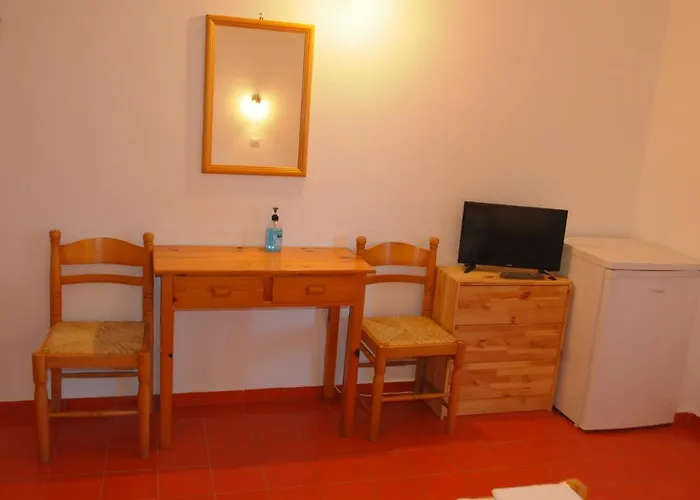 Chalikias Guest house Asprogerakata
