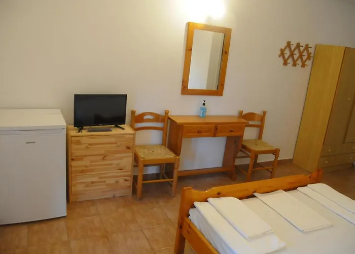 Guest house Chalikias 3*