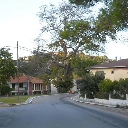 Chalikias Pensionat Asprogerakata