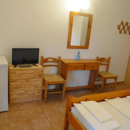 Affittacamere Chalikias 3*